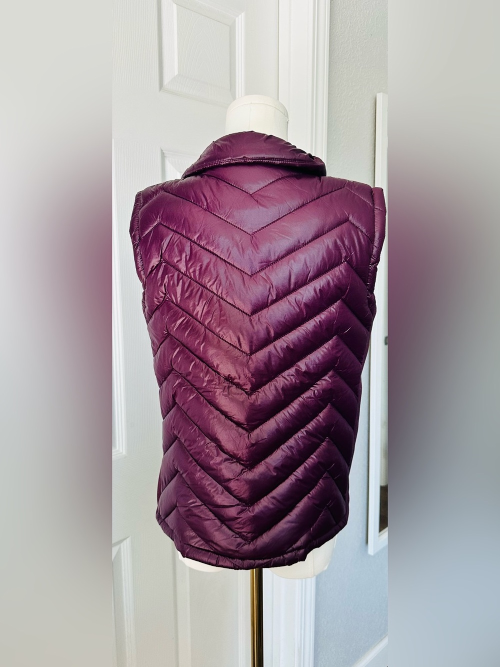 Calvin Klein Quilted Puffer Vest in Plum - Picture 5 of 7